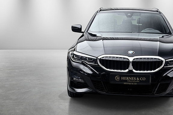 BMW 330e 4 of 30