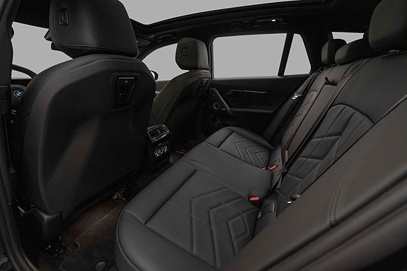 BMW i5 15 of 25