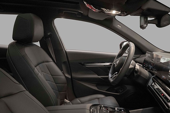 BMW i5 14 of 25