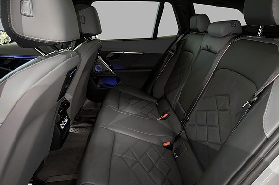 BMW i5 18 of 30