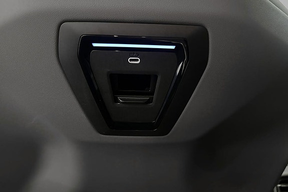 BMW i5 30 of 30