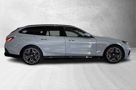 BMW i5 6 of 30