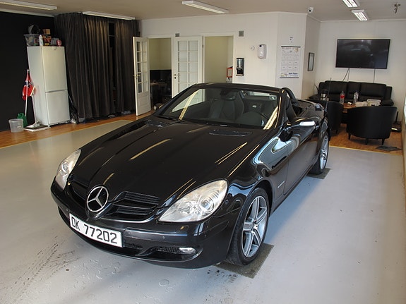 Mercedes-Benz SLK200 15 of 16
