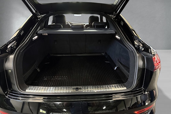 Audi e-tron Sportback 8 of 19