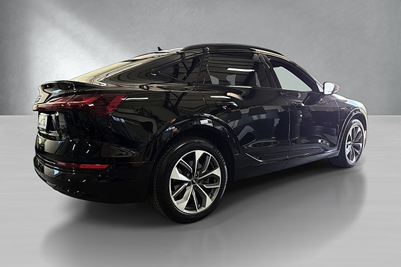 Audi e-tron Sportback 4 of 19