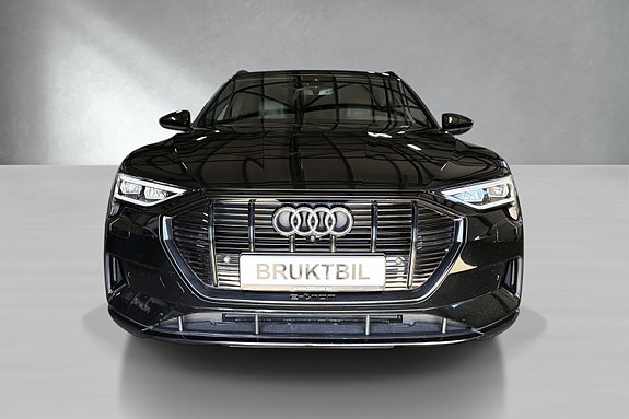 Audi e-tron Sportback 3 of 19