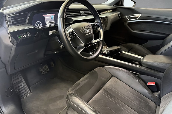 Audi e-tron Sportback 9 of 19
