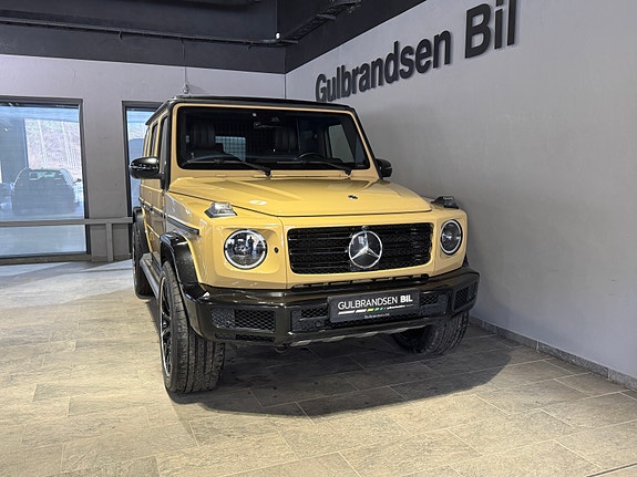 Mercedes-Benz G400 2 of 30