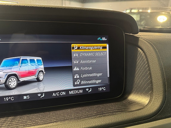 Mercedes-Benz G400 22 of 30