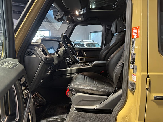 Mercedes-Benz G400 9 of 30