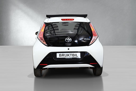 Toyota Aygo 7 of 15