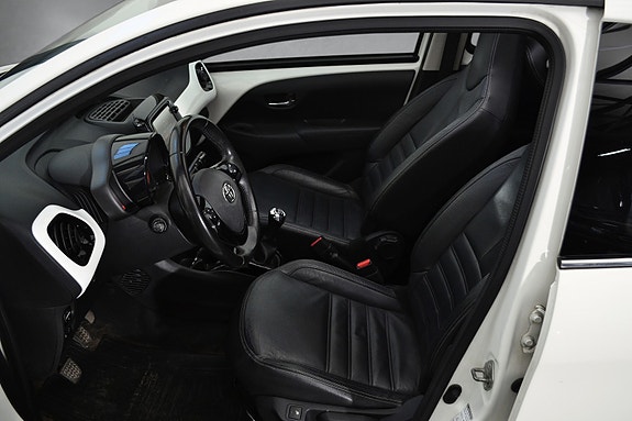 Toyota Aygo 9 of 15