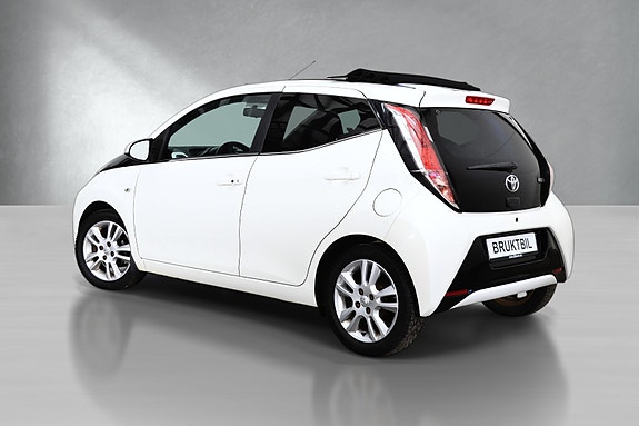 Toyota Aygo 6 of 15