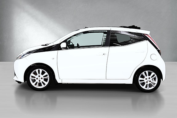 Toyota Aygo 5 of 15