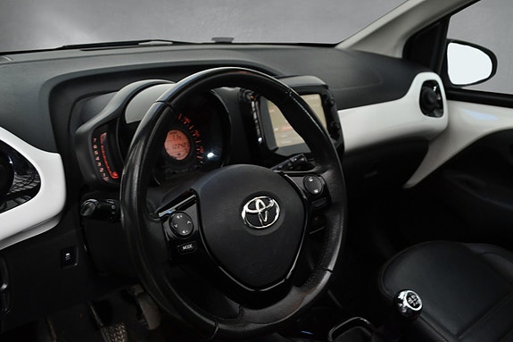 Toyota Aygo 10 of 15