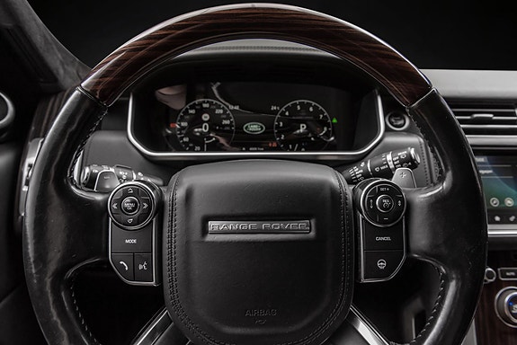Land Rover Range Rover 16 of 30