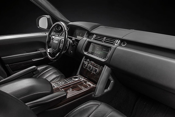 Land Rover Range Rover 14 of 30