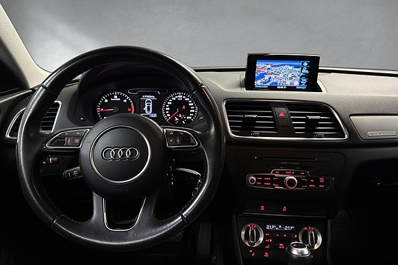 Audi Q3 11 of 25