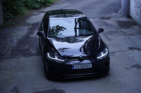 Volkswagen Golf VII 6 of 30