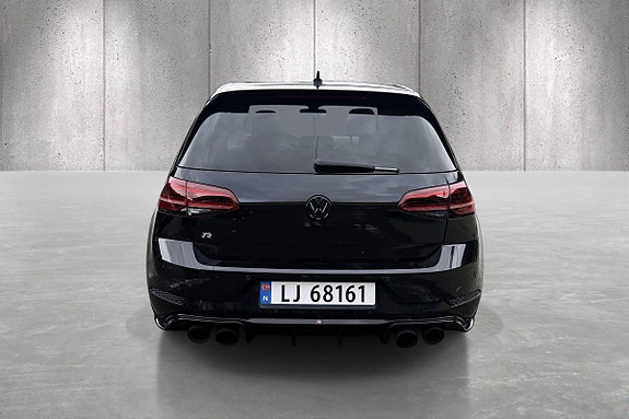 Volkswagen Golf VII 13 of 30