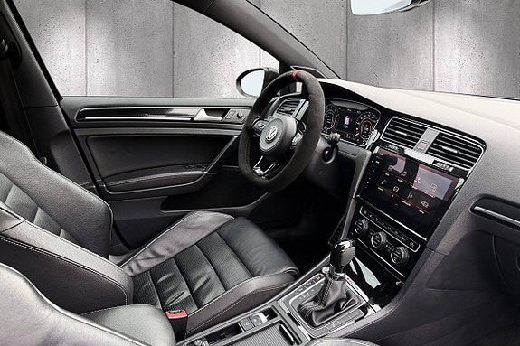 Volkswagen Golf VII 20 of 30