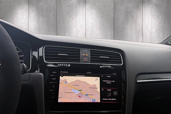Volkswagen Golf VII 29 of 30
