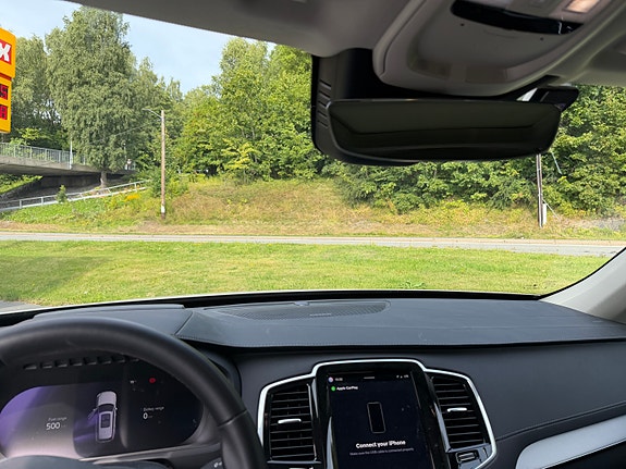 Volvo XC90 11 of 30