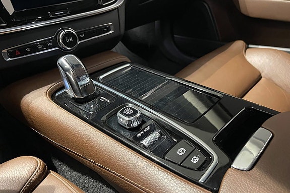 Volvo V90 22 of 26