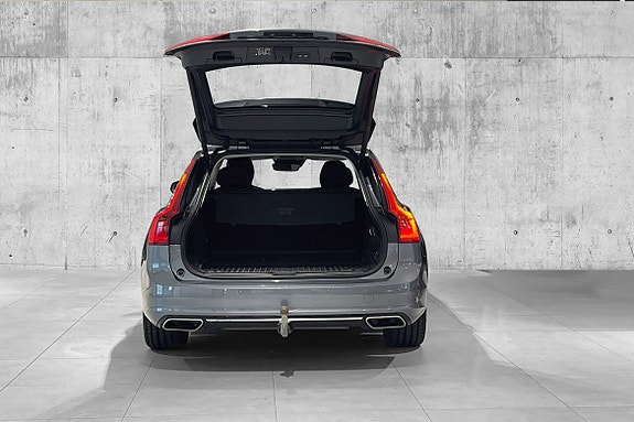 Volvo V90 11 of 26