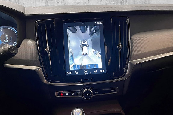 Volvo V90 21 of 26