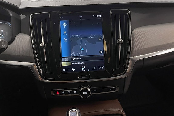 Volvo V90 23 of 26