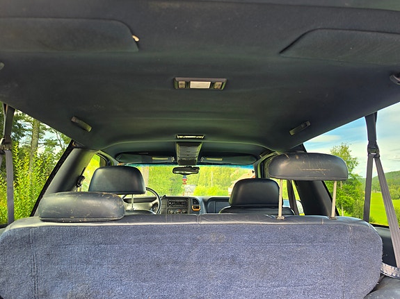 Chevrolet Tahoe 17 of 30