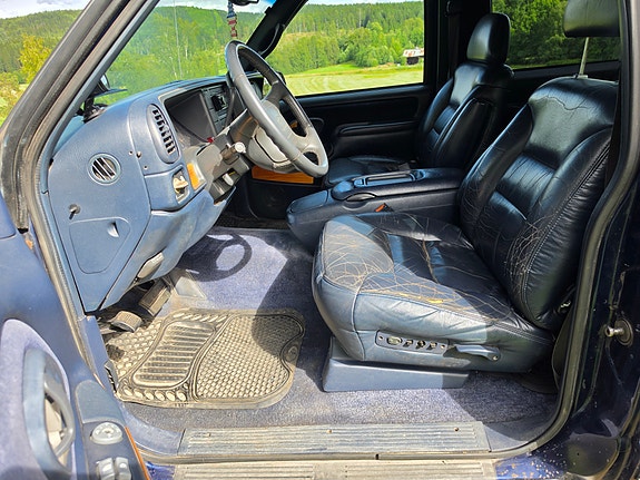 Chevrolet Tahoe 9 of 30