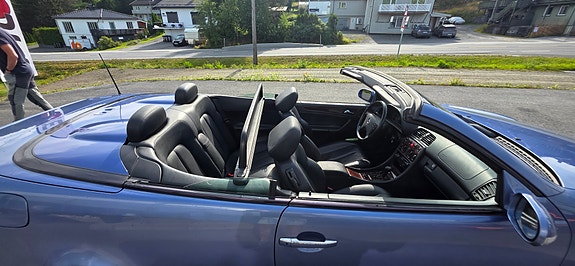 Mercedes-Benz CLK200 14 of 14