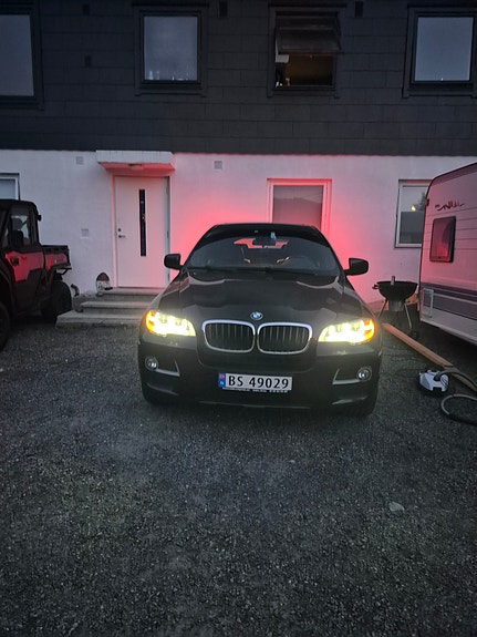 BMW X6 3 of 27