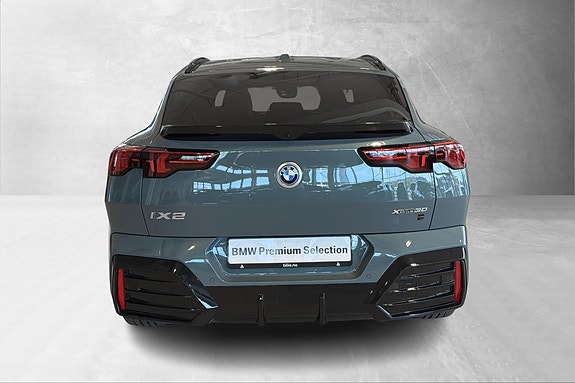 BMW iX2 6 of 27
