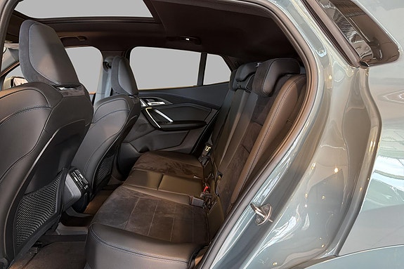 BMW iX2 11 of 27