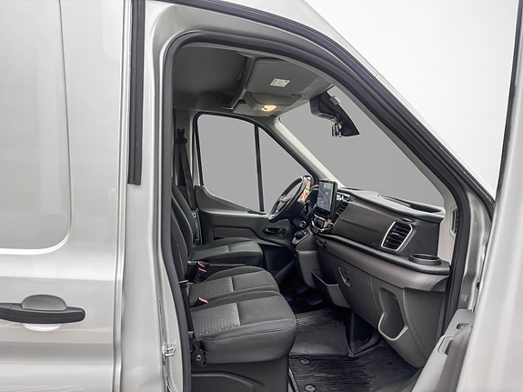 Ford Transit 15 of 28