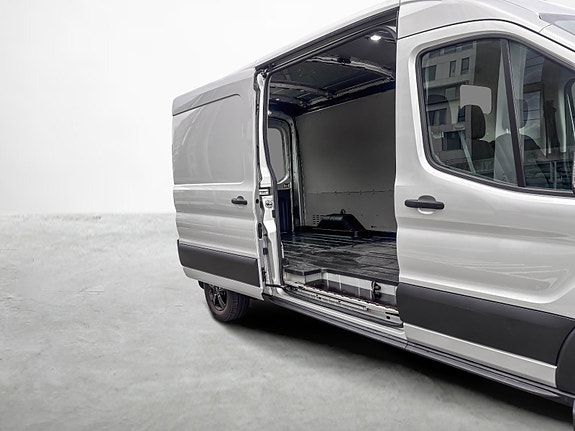Ford Transit 20 of 28