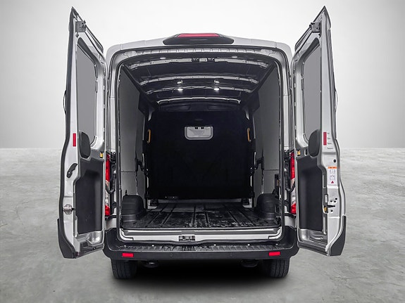 Ford Transit 22 of 28