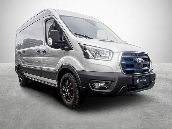Ford Transit 7 of 28
