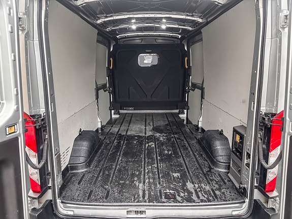 Ford Transit 23 of 28