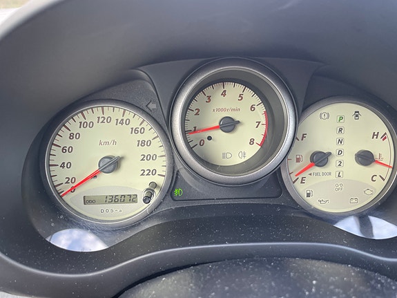 Toyota RAV4 16 of 28