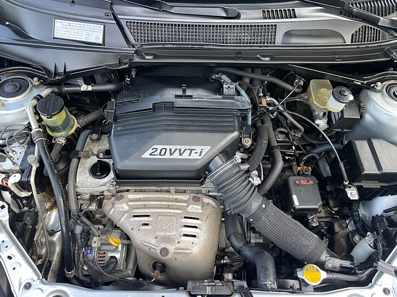Toyota RAV4 22 of 28