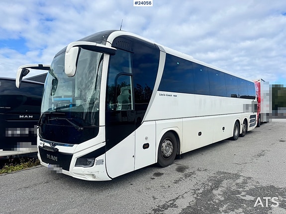 MAN MAN Lion`s Coach Turbuss – 53 + 2 Seter 7 of 14