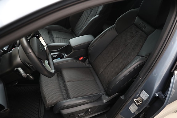 Audi Q4 e-tron 28 of 30