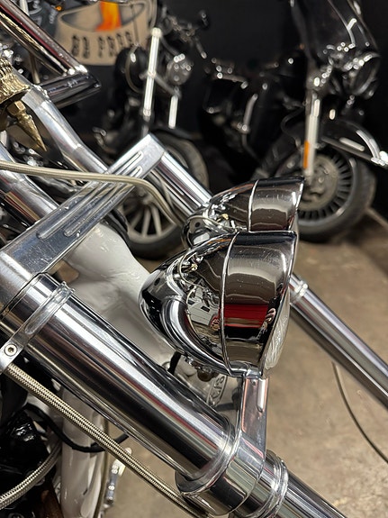 Harley-Davidson FLSTC Heritage Softail Classic 17 of 25