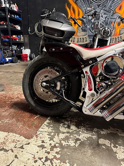 Harley-Davidson FLSTC Heritage Softail Classic 13 of 25