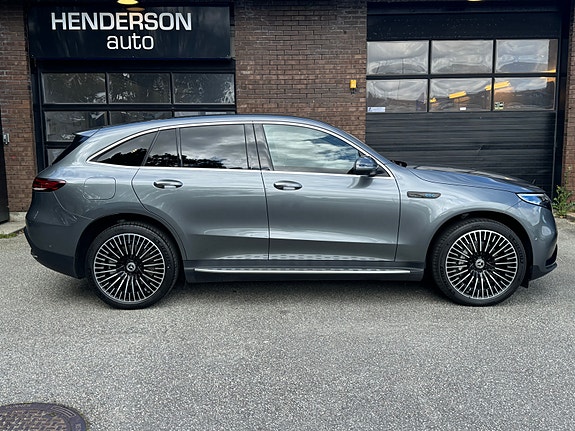 Mercedes-Benz EQC400 7 of 30