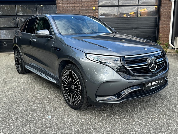 Mercedes-Benz EQC400 8 of 30